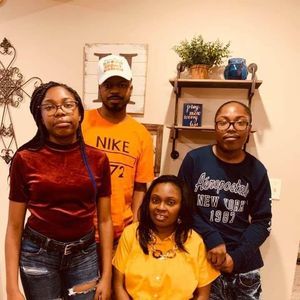 Meet your Posher, Fredecia